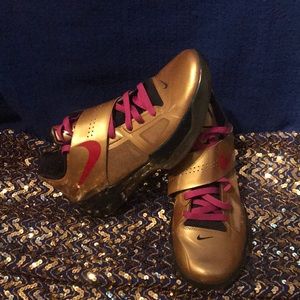 NIKE  ZOOM KD 4 "GOLD MEDAL" Sneakers